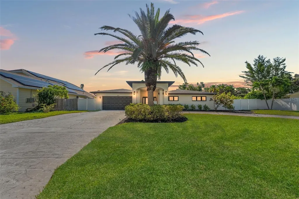 331 7th Avenue N Tierra Verde FL 33715