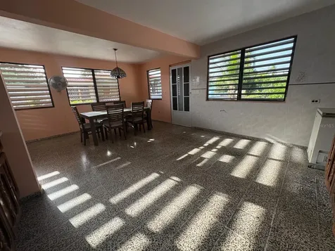 A-95 Calle A Aguirre PR 00704
