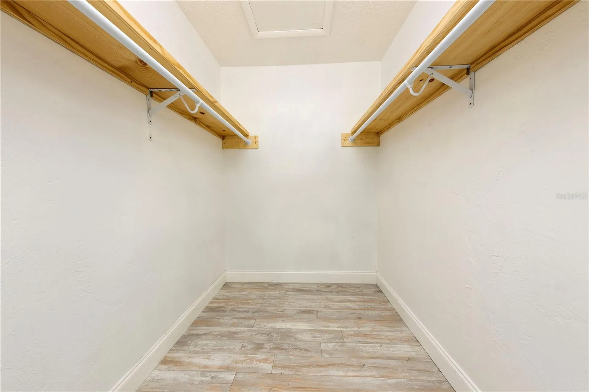 232 N Ridgewood Avenue Edgewater FL 32132