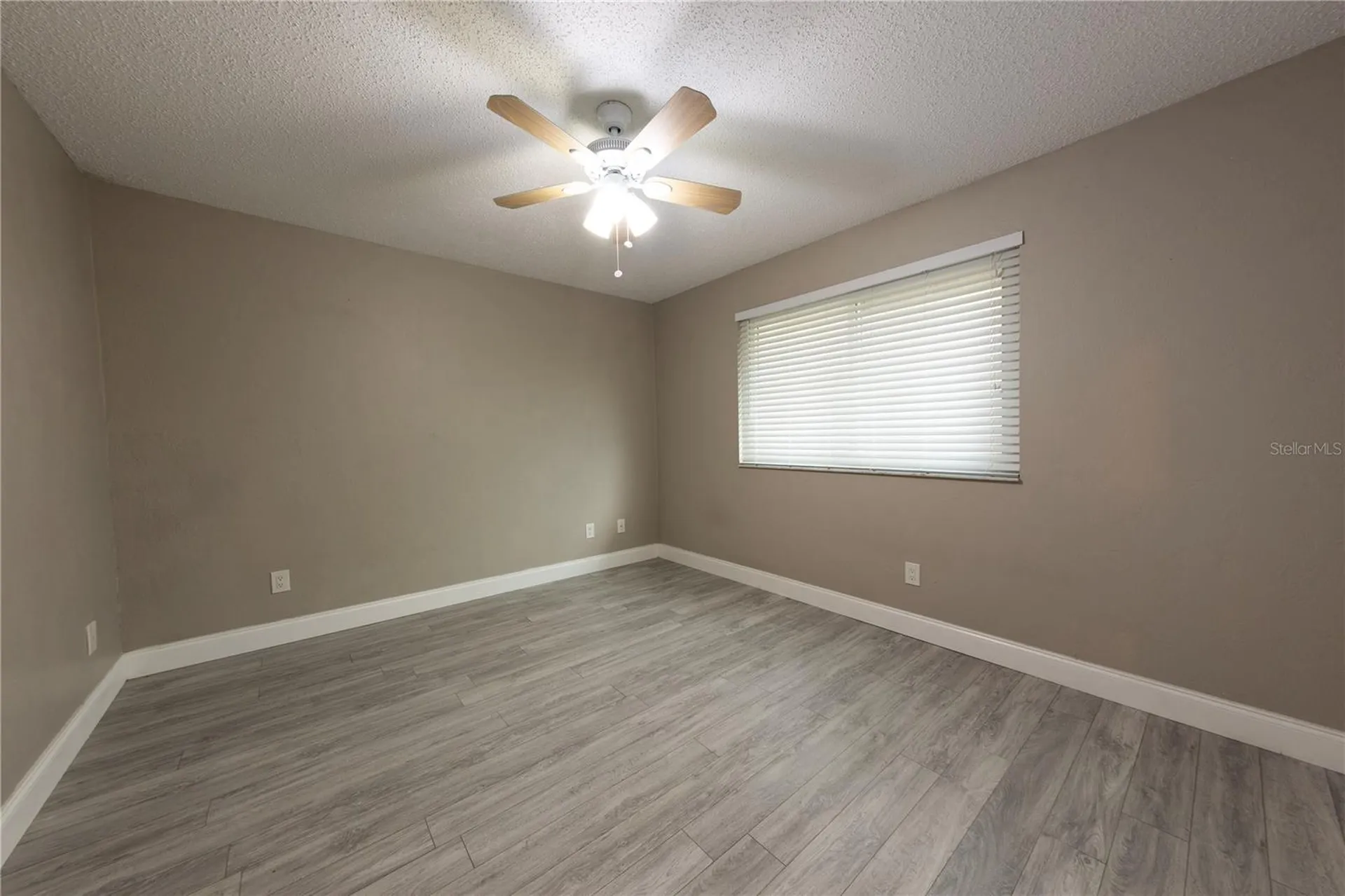 232 N Ridgewood Avenue Edgewater FL 32132