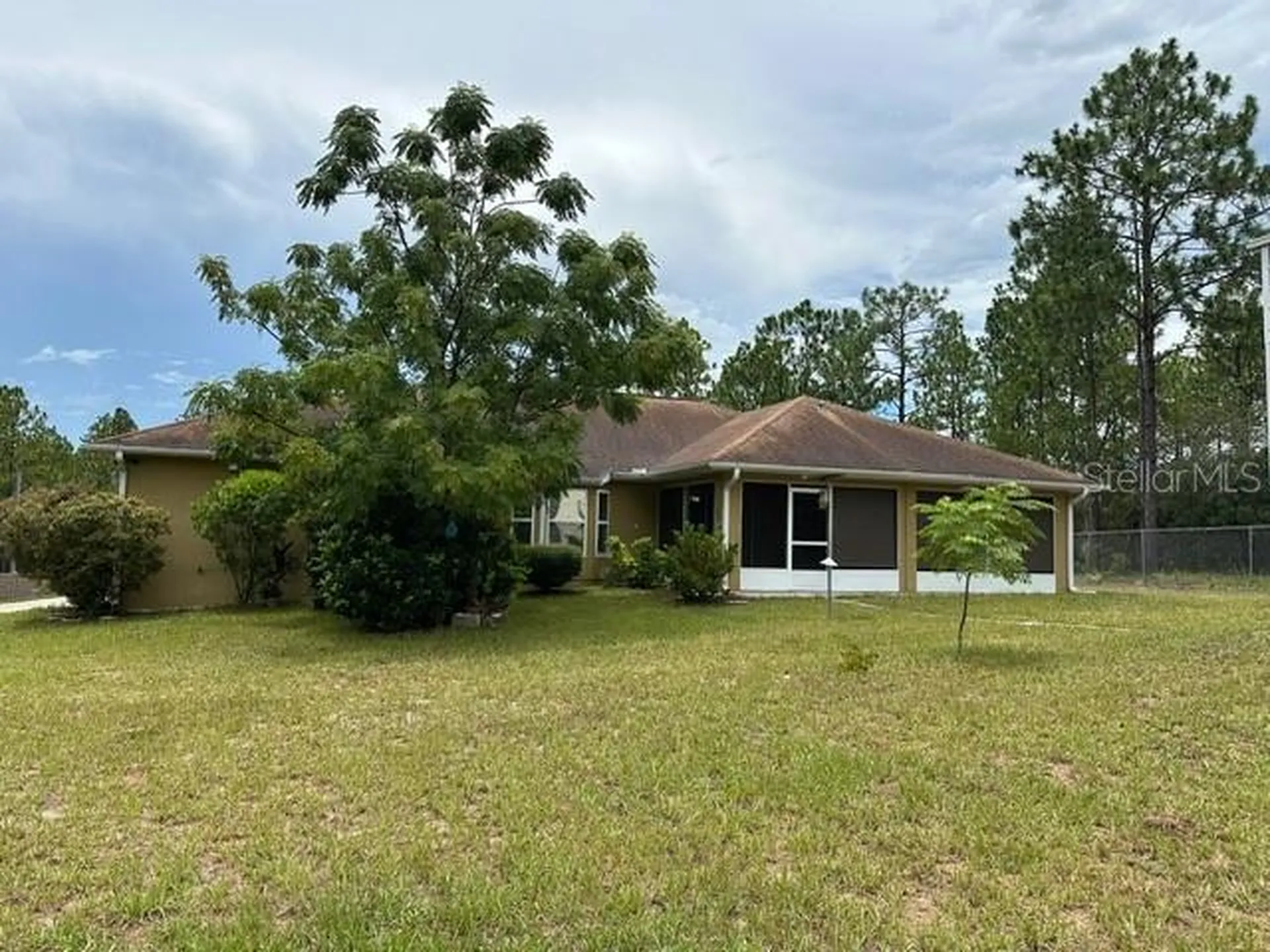 2551 SW Harbor Hills Road Dunnellon FL 34431