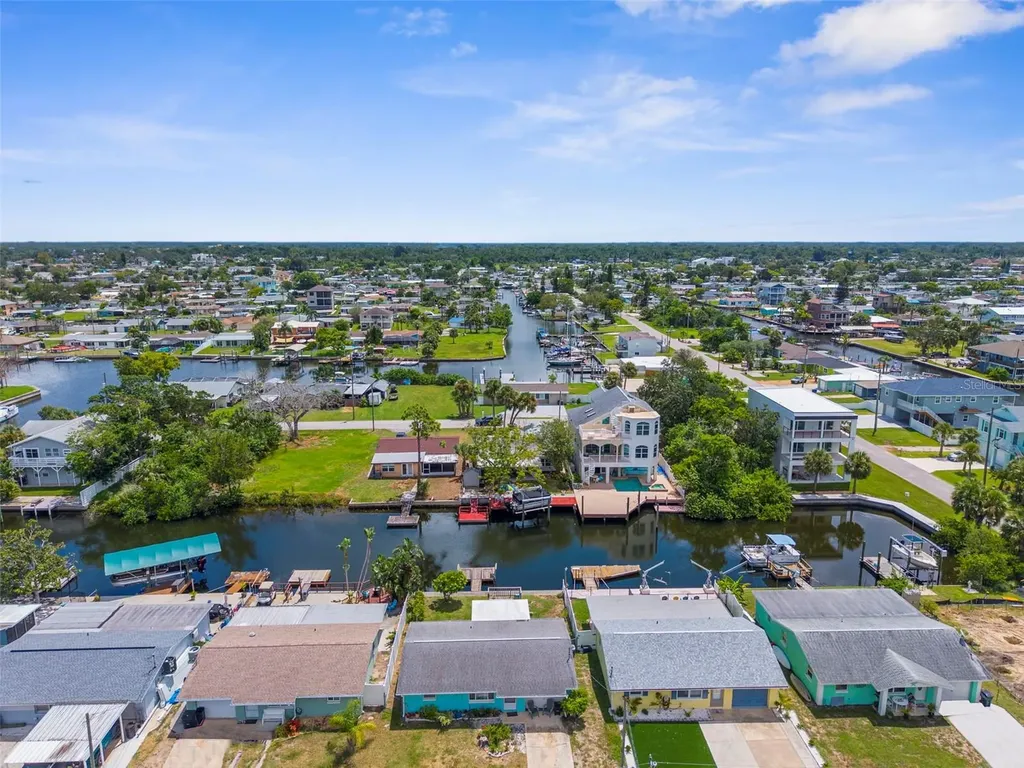 13531 Dingus Lane Hudson FL 34667