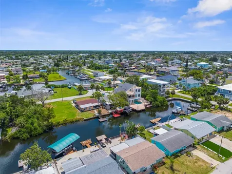 13531 Dingus Lane Hudson FL 34667