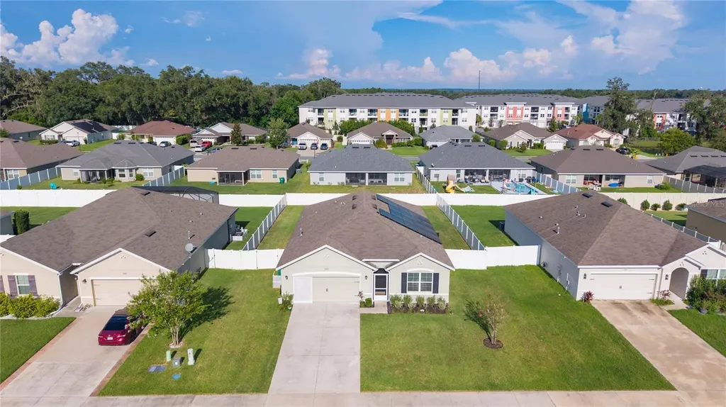 9777 Pepper Tree Trail Wildwood FL 34785