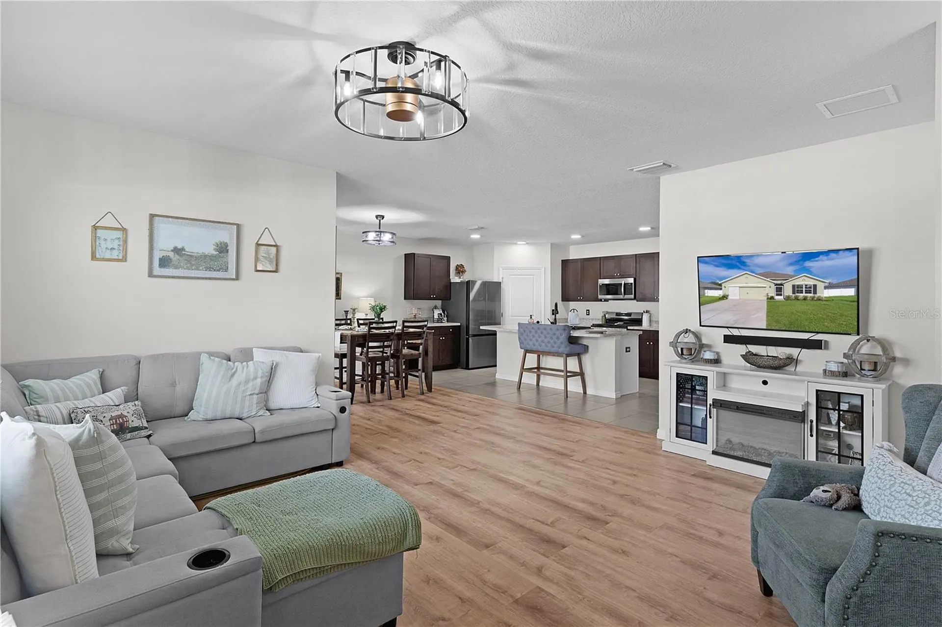 9777 Pepper Tree Trail Wildwood FL 34785