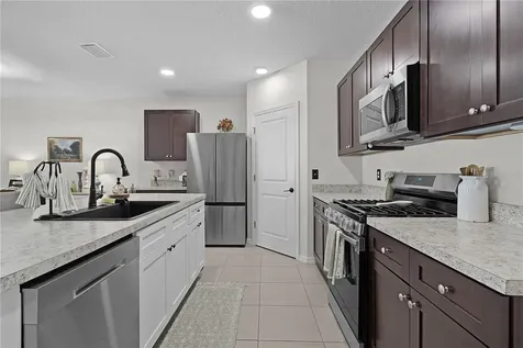 9777 Pepper Tree Trail Wildwood FL 34785