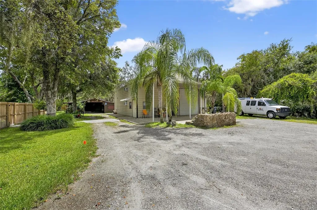 11205 Mcmullen Road Riverview FL 33569