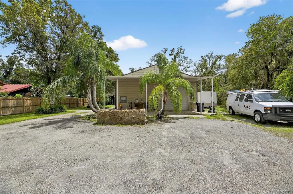 11205 Mcmullen Road Riverview FL 33569