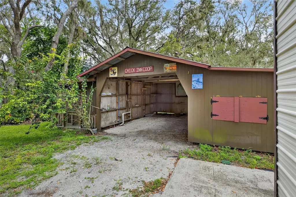 11205 Mcmullen Road Riverview FL 33569