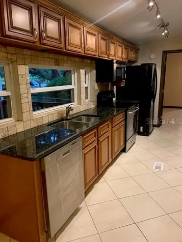 11205 Mcmullen Road Riverview FL 33569