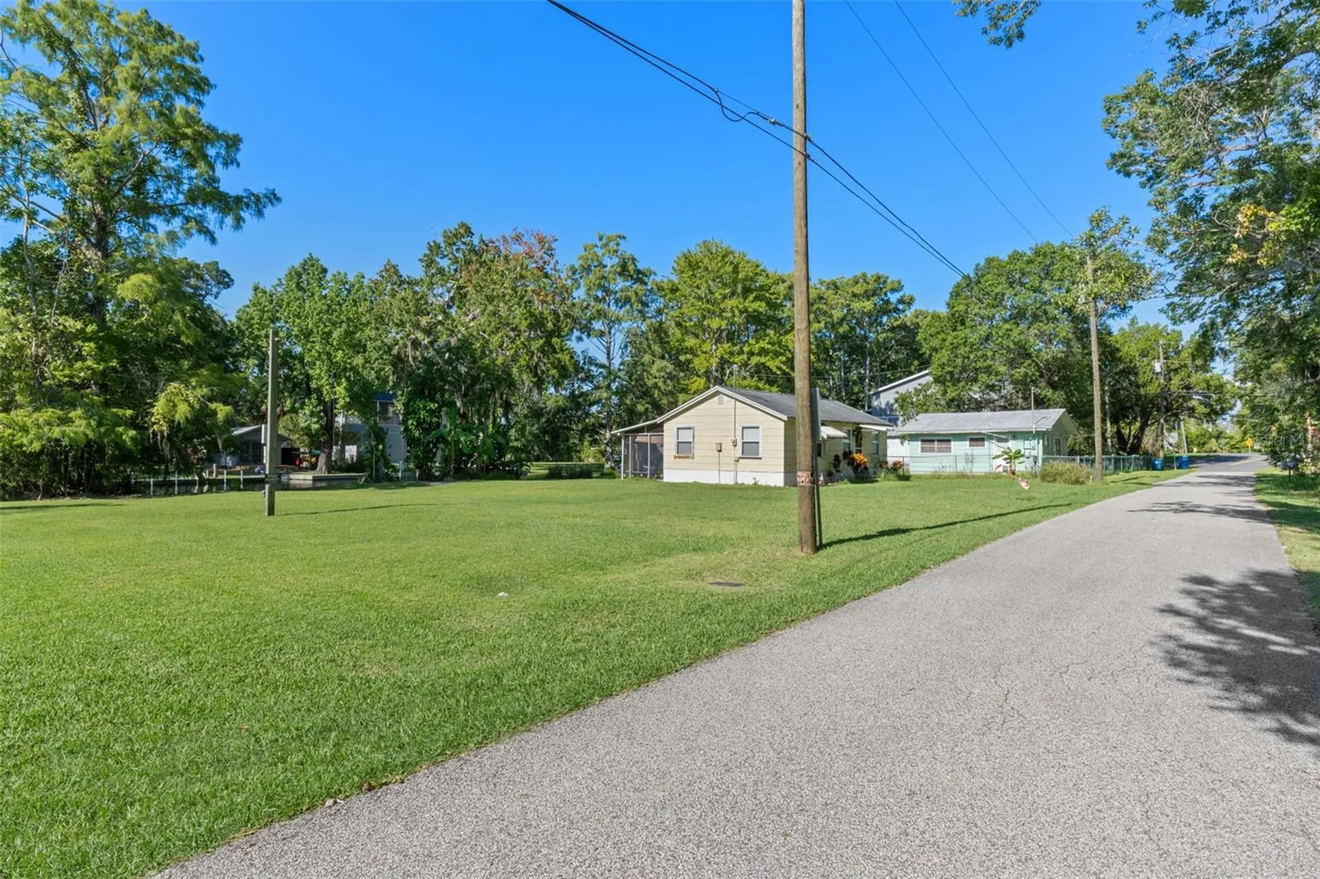 5492 Ramada Street Weeki Wachee FL 34607