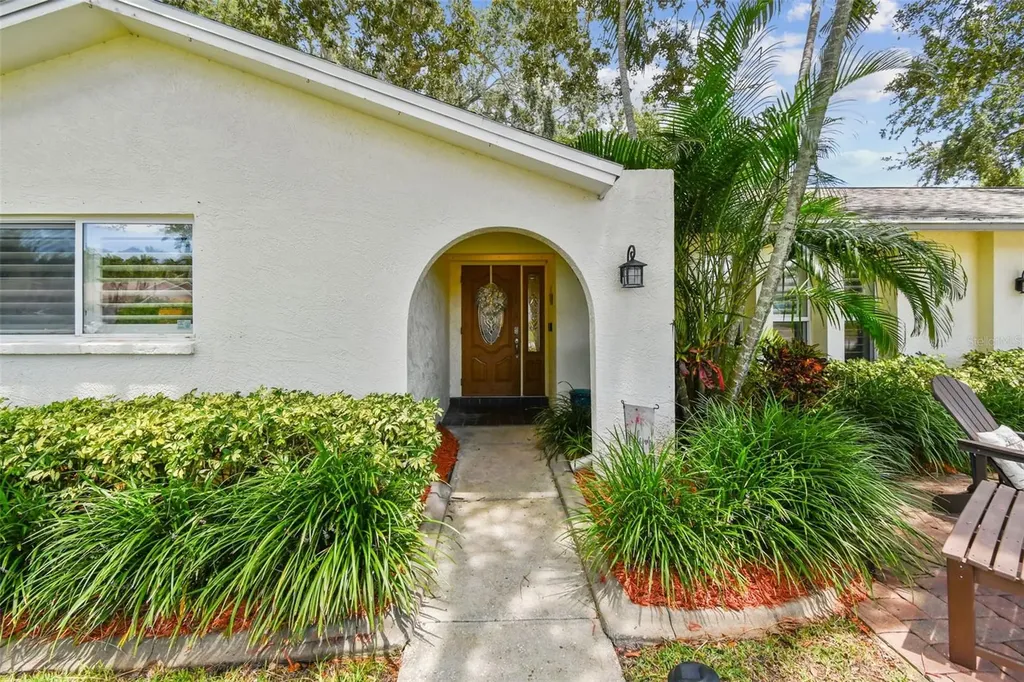 12801 Kimberly Oaks Circle Largo FL 33774