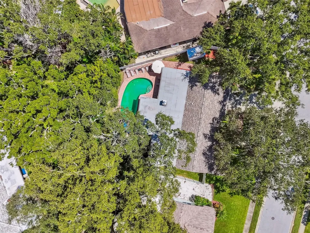 12801 Kimberly Oaks Circle Largo FL 33774