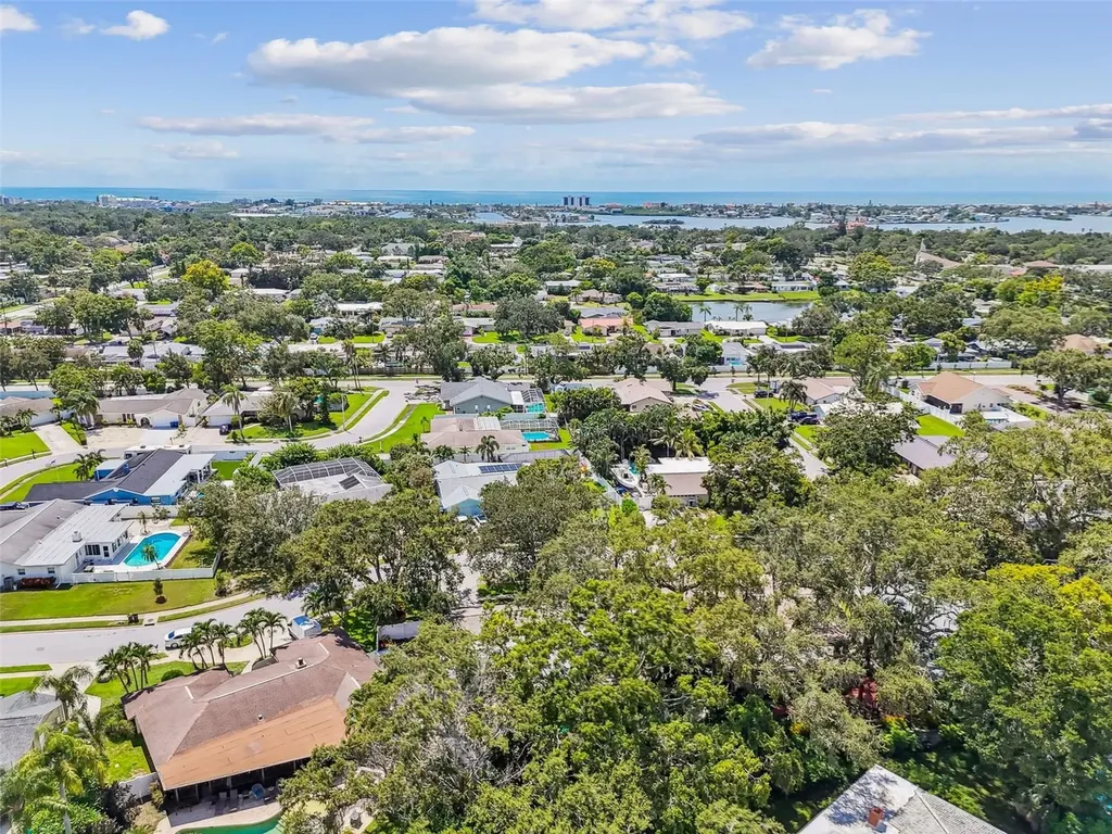 12801 Kimberly Oaks Circle Largo FL 33774
