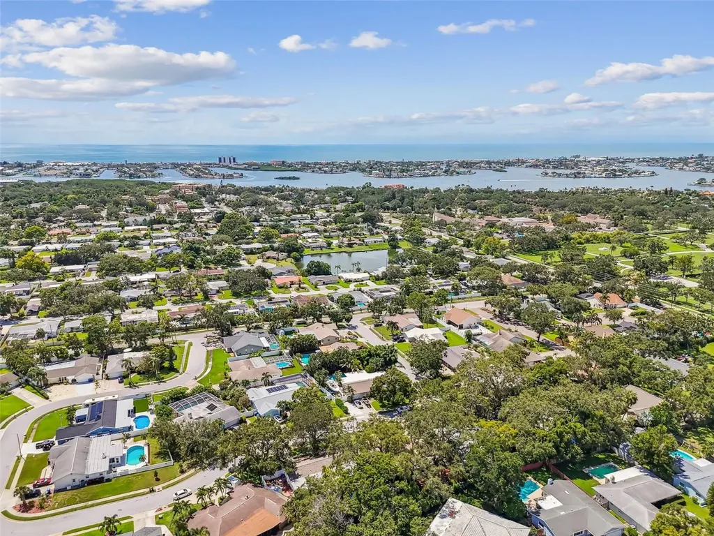 12801 Kimberly Oaks Circle Largo FL 33774