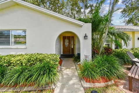 12801 Kimberly Oaks Circle Largo FL 33774