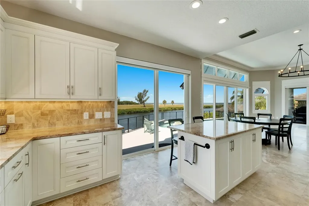 1024 Sonata Lane Apollo Beach FL 33572
