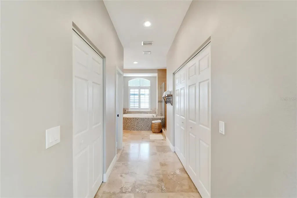 1024 Sonata Lane Apollo Beach FL 33572