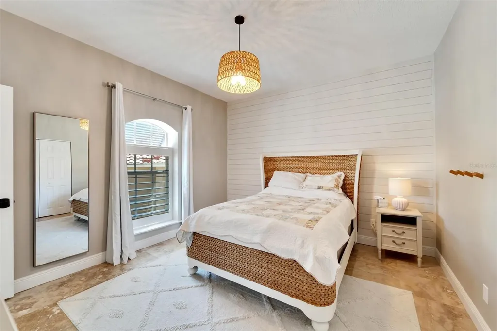 1024 Sonata Lane Apollo Beach FL 33572