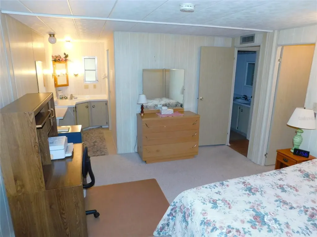 36934 Beth Avenue Zephyrhills FL 33542
