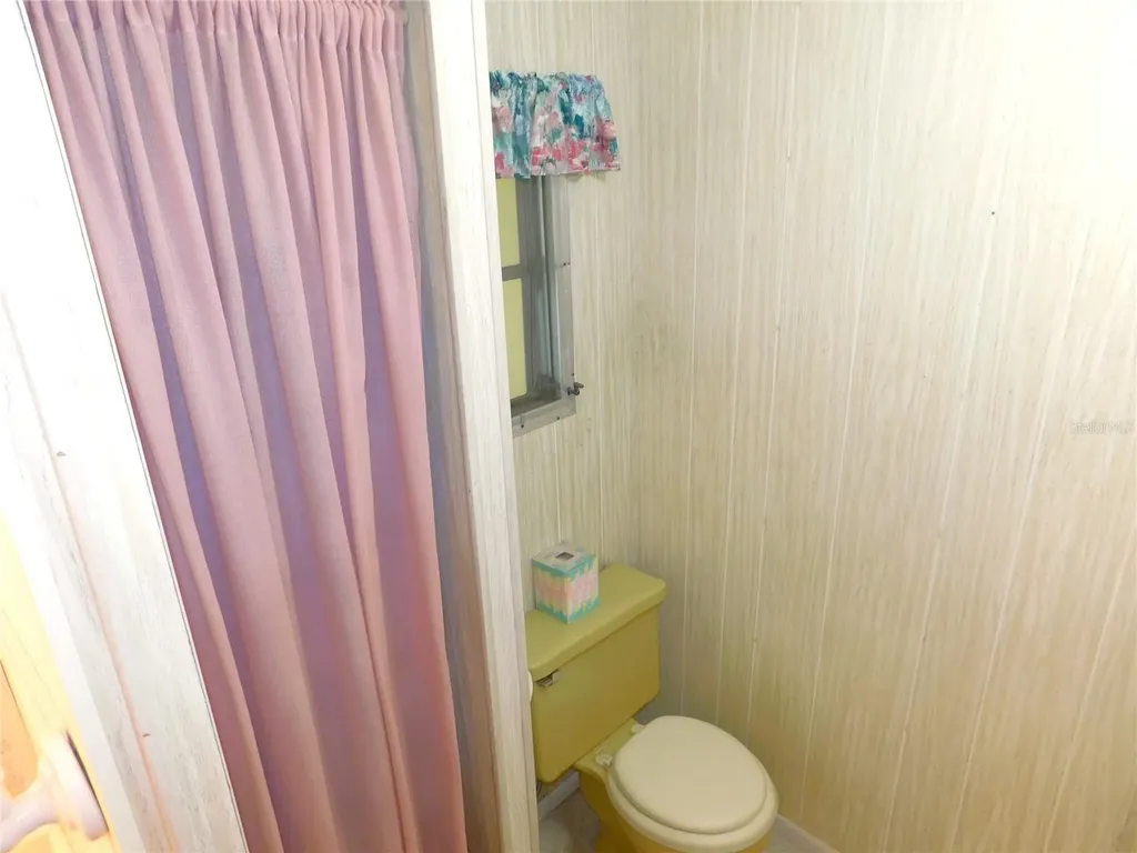 36934 Beth Avenue Zephyrhills FL 33542