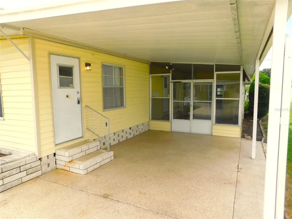 36934 Beth Avenue Zephyrhills FL 33542
