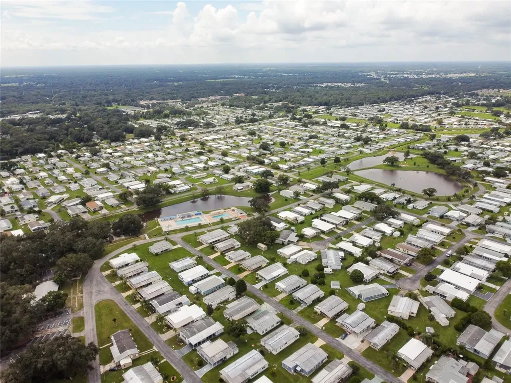 36934 Beth Avenue Zephyrhills FL 33542