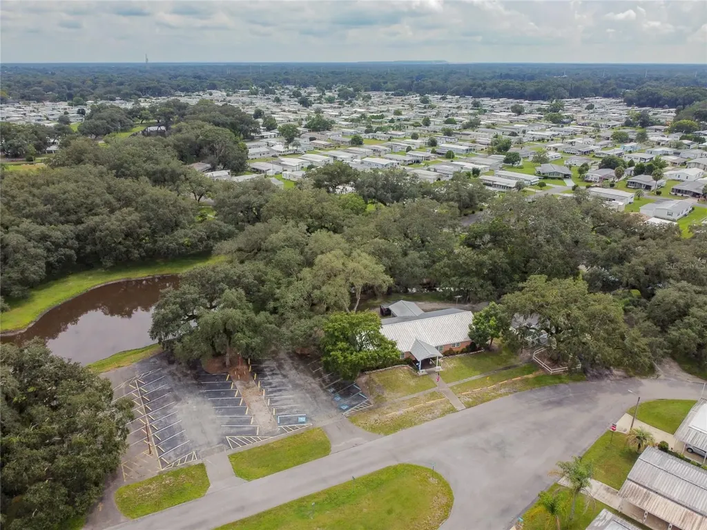 36934 Beth Avenue Zephyrhills FL 33542