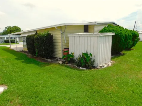 36934 Beth Avenue Zephyrhills FL 33542