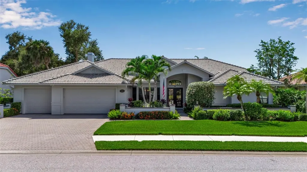 8455 Woodbriar Drive Sarasota FL 34238