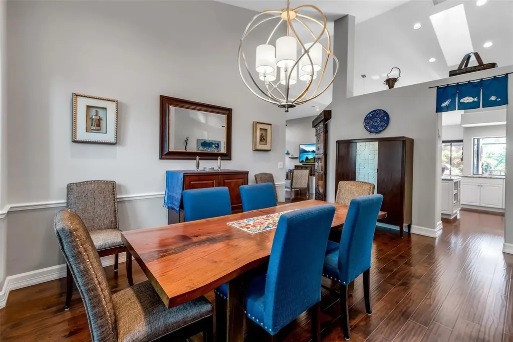 8455 Woodbriar Drive Sarasota FL 34238