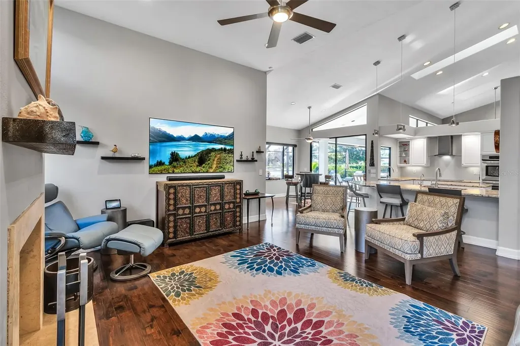 8455 Woodbriar Drive Sarasota FL 34238