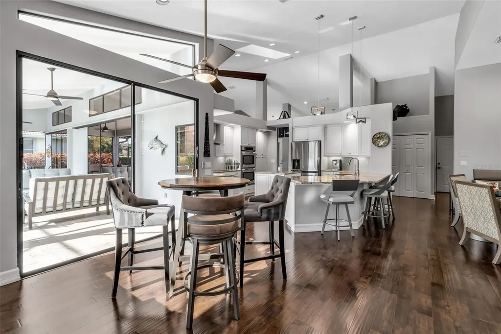 8455 Woodbriar Drive Sarasota FL 34238