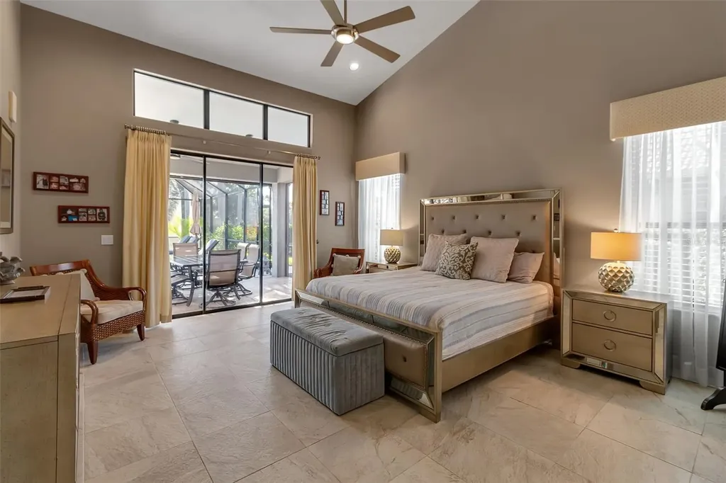 8455 Woodbriar Drive Sarasota FL 34238