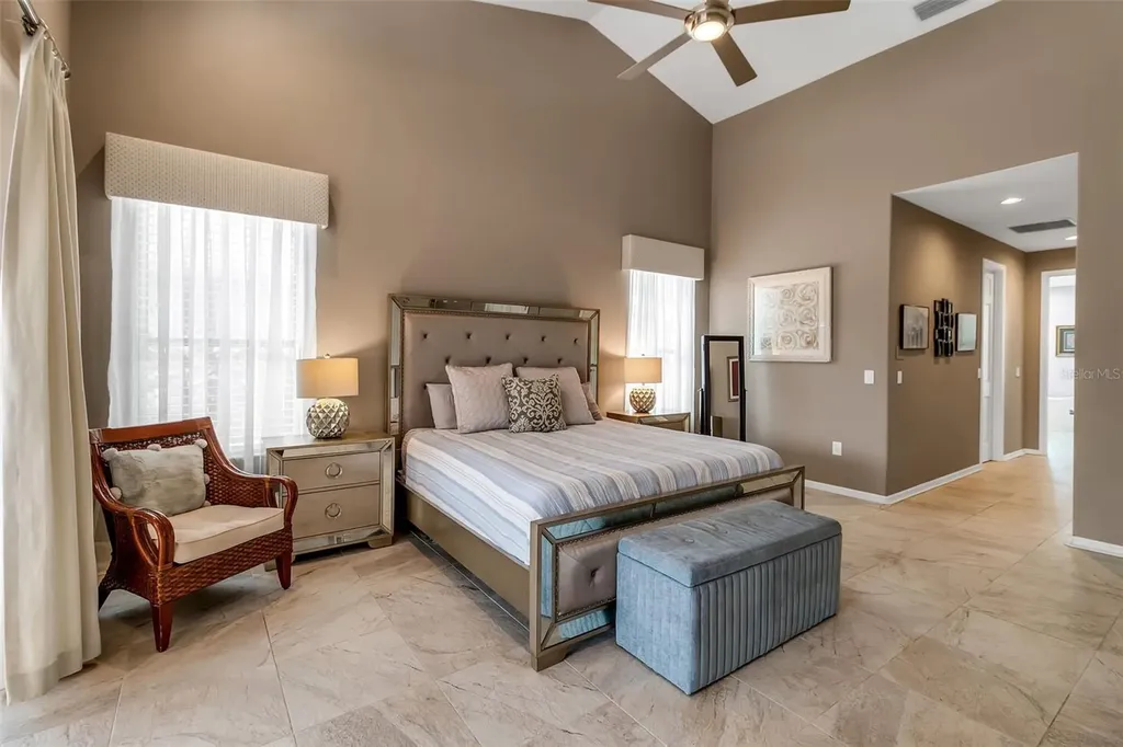 8455 Woodbriar Drive Sarasota FL 34238
