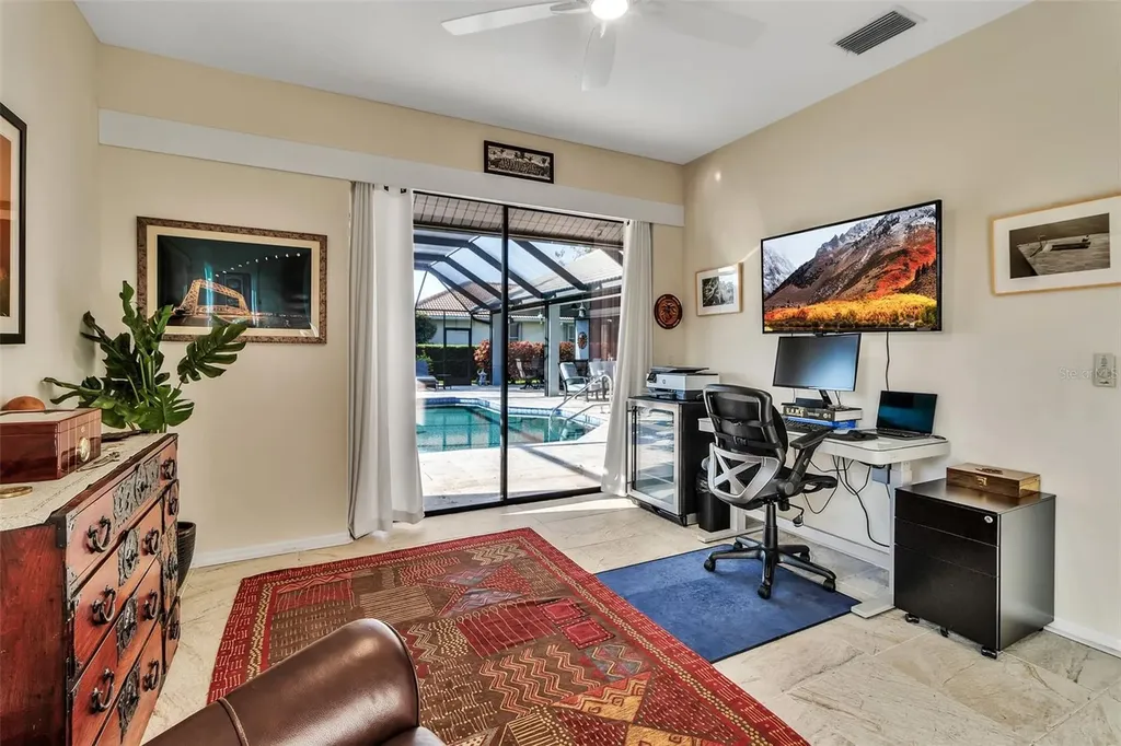 8455 Woodbriar Drive Sarasota FL 34238