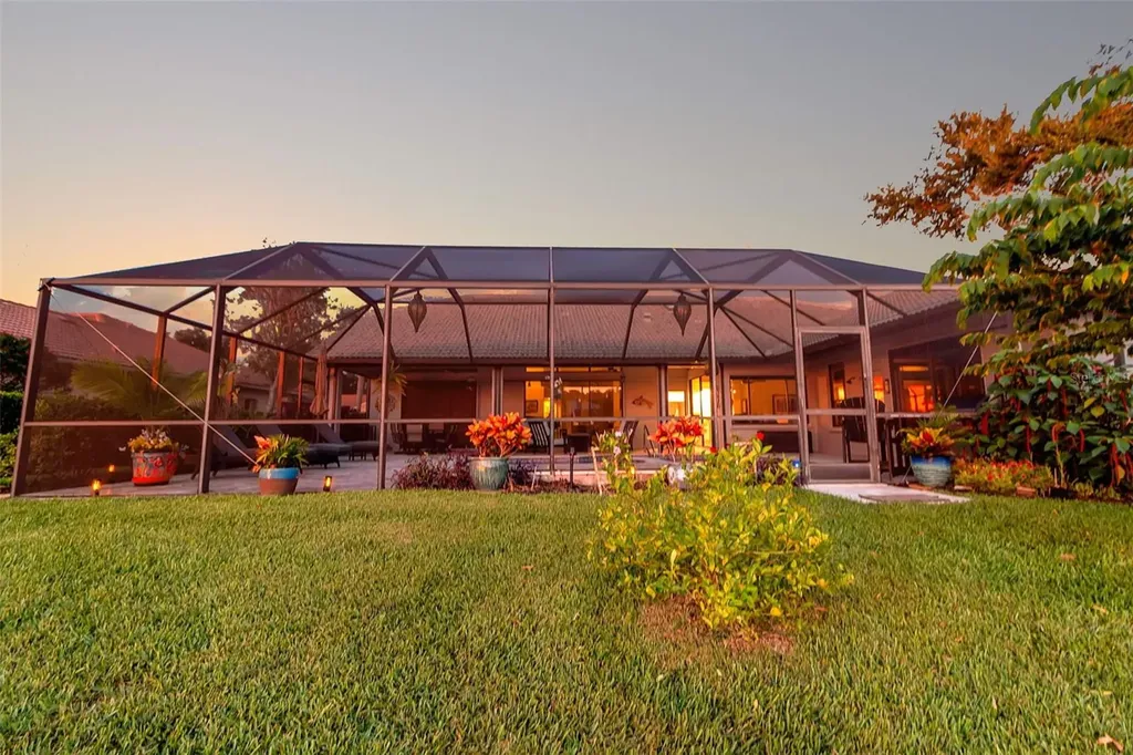8455 Woodbriar Drive Sarasota FL 34238