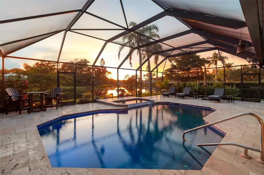 8455 Woodbriar Drive Sarasota FL 34238