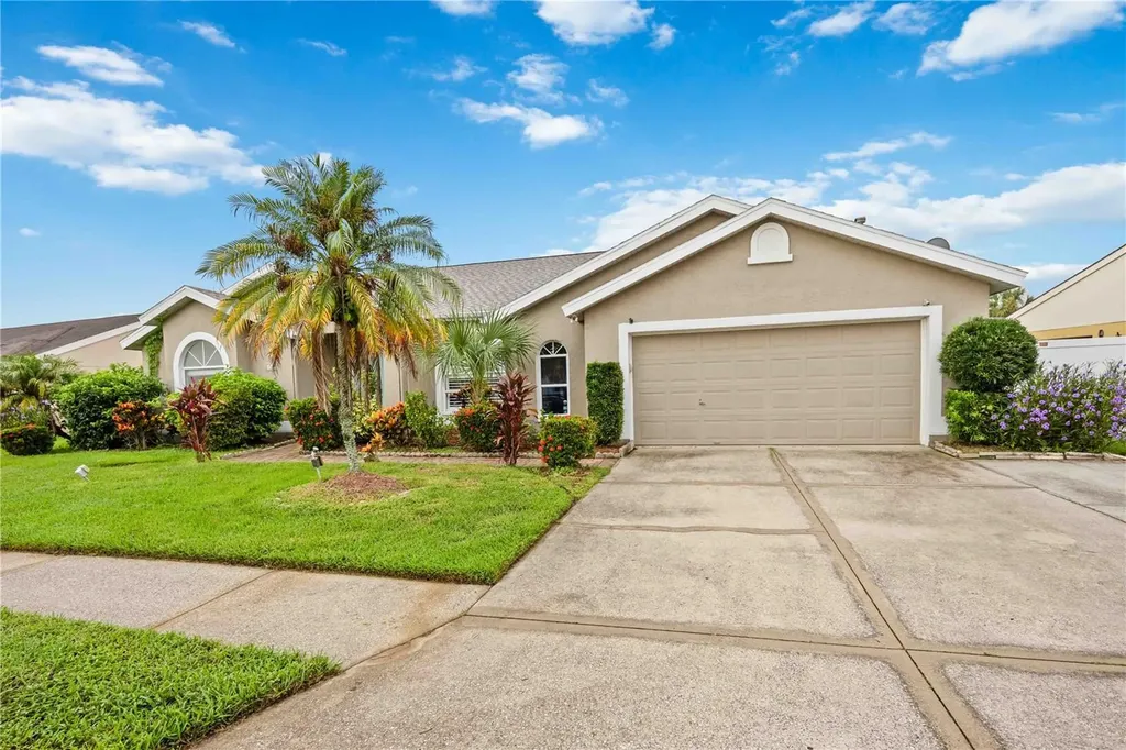 4518 Dover Street Circle E Bradenton FL 34203