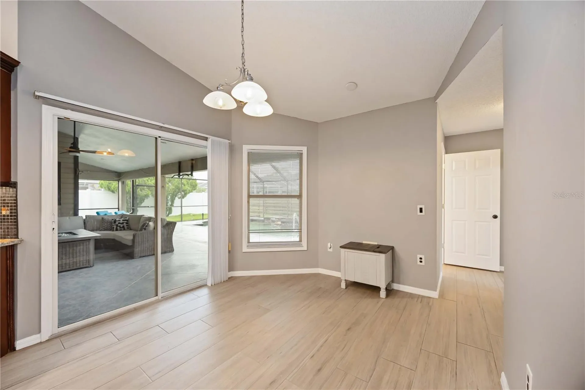 4518 Dover Street Circle E Bradenton FL 34203