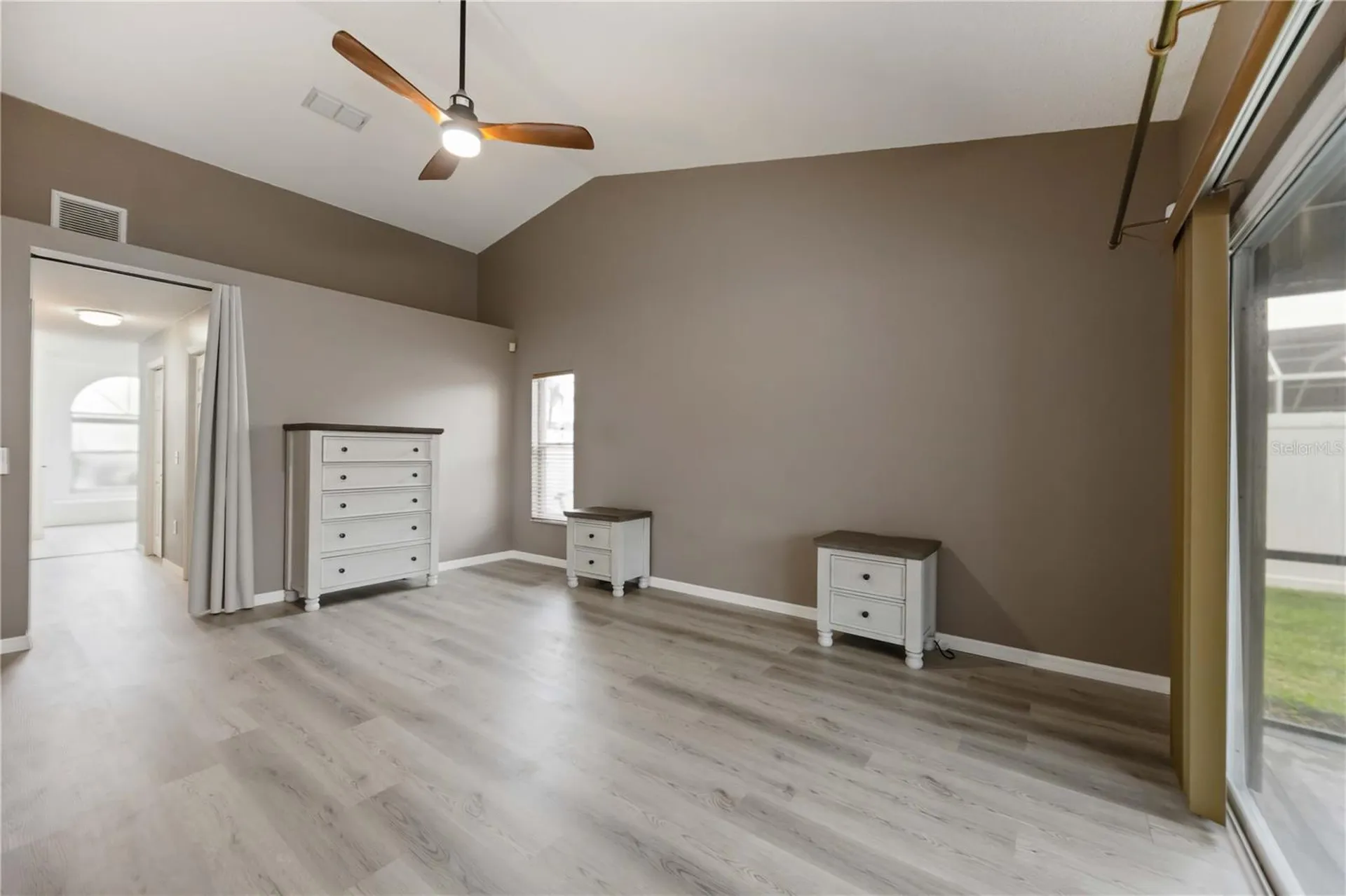 4518 Dover Street Circle E Bradenton FL 34203