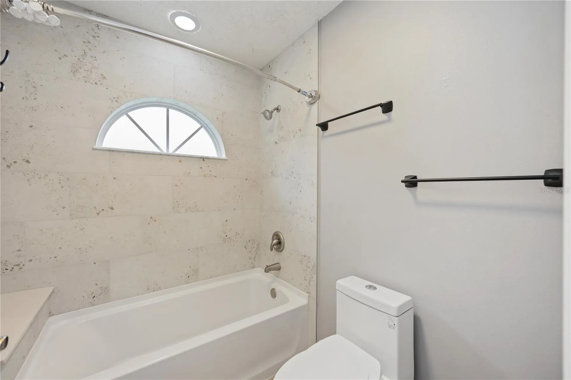 4518 Dover Street Circle E Bradenton FL 34203