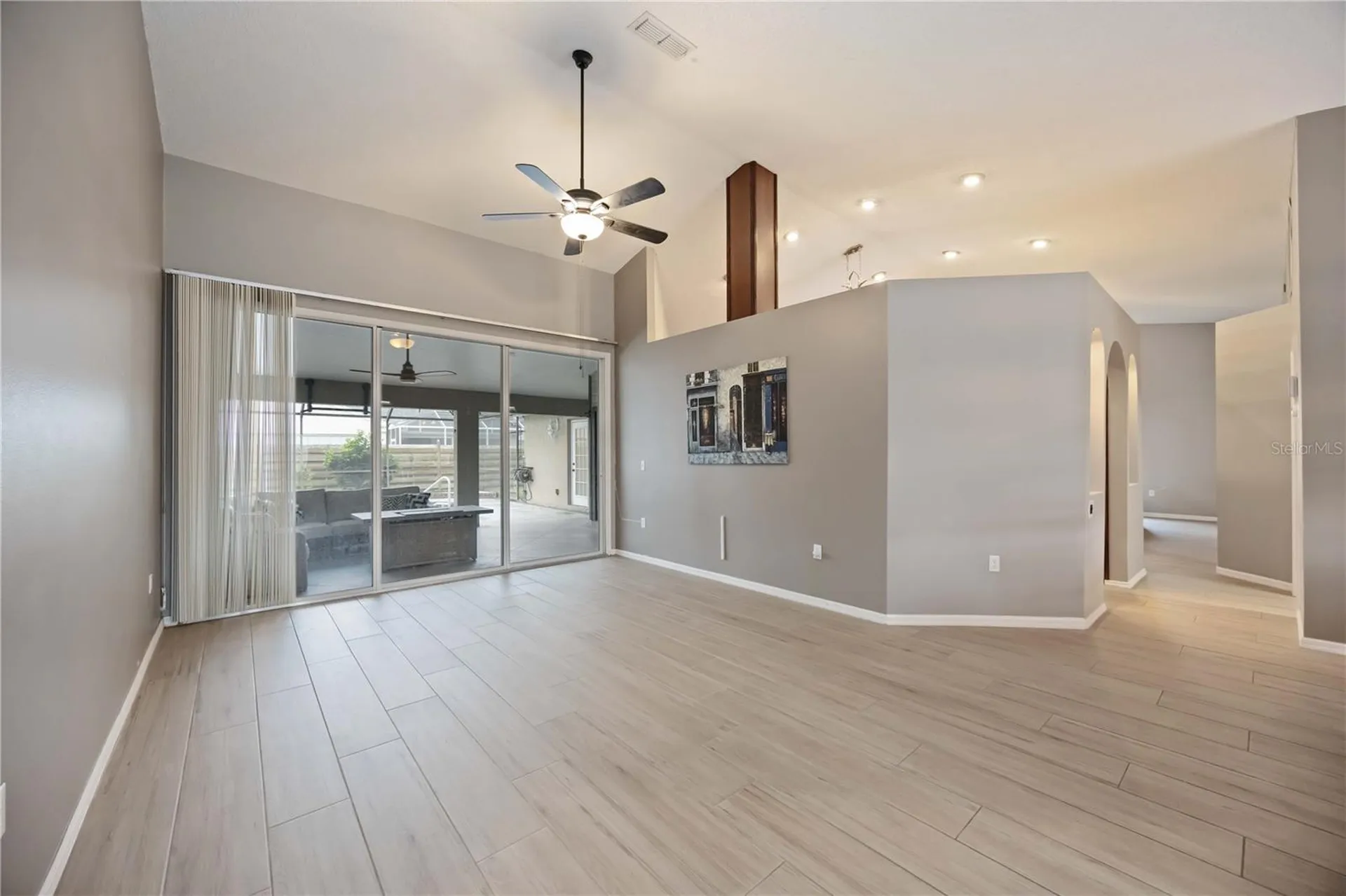 4518 Dover Street Circle E Bradenton FL 34203