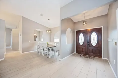 4518 Dover Street Circle E Bradenton FL 34203