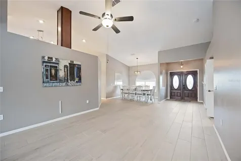 4518 Dover Street Circle E Bradenton FL 34203