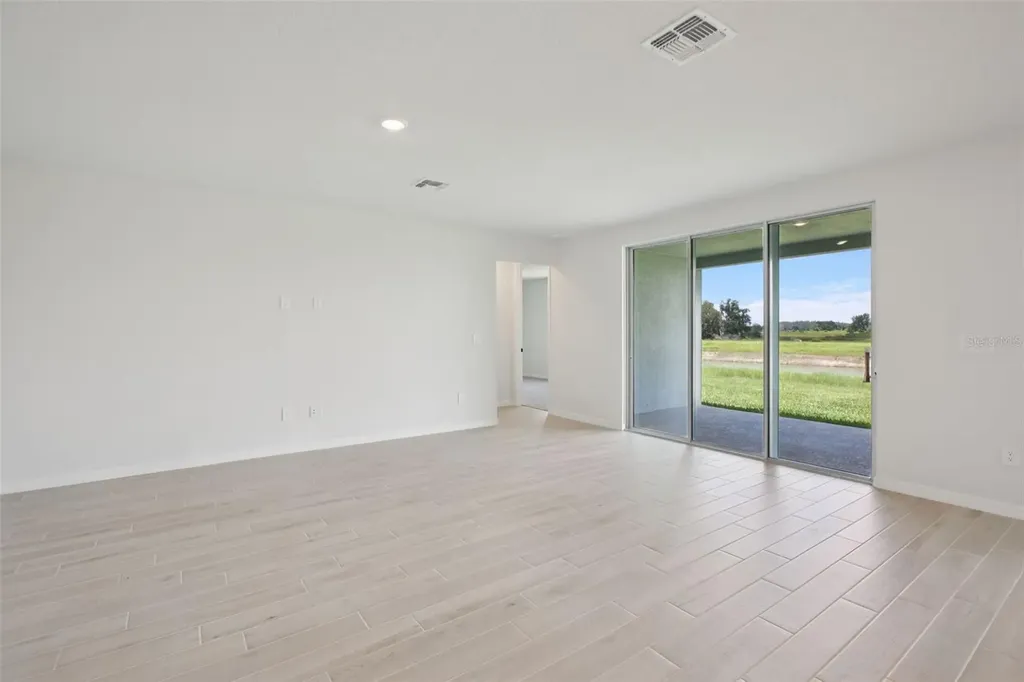 1754 Draughton Place Zephyrhills FL 33541
