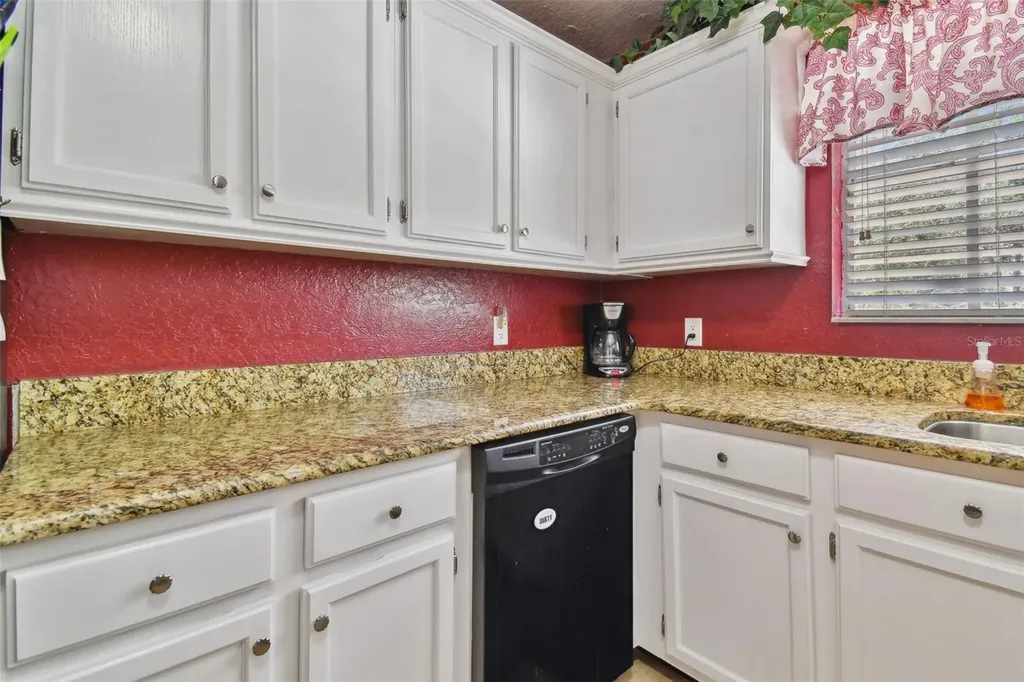 5854 Red Cedar Lane Tampa FL 33625