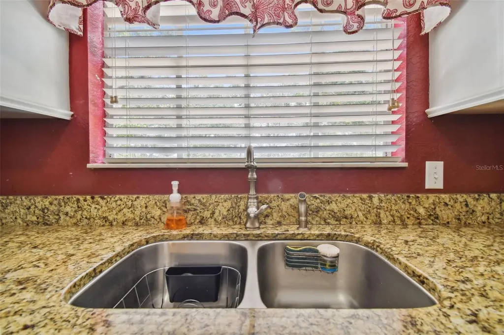 5854 Red Cedar Lane Tampa FL 33625