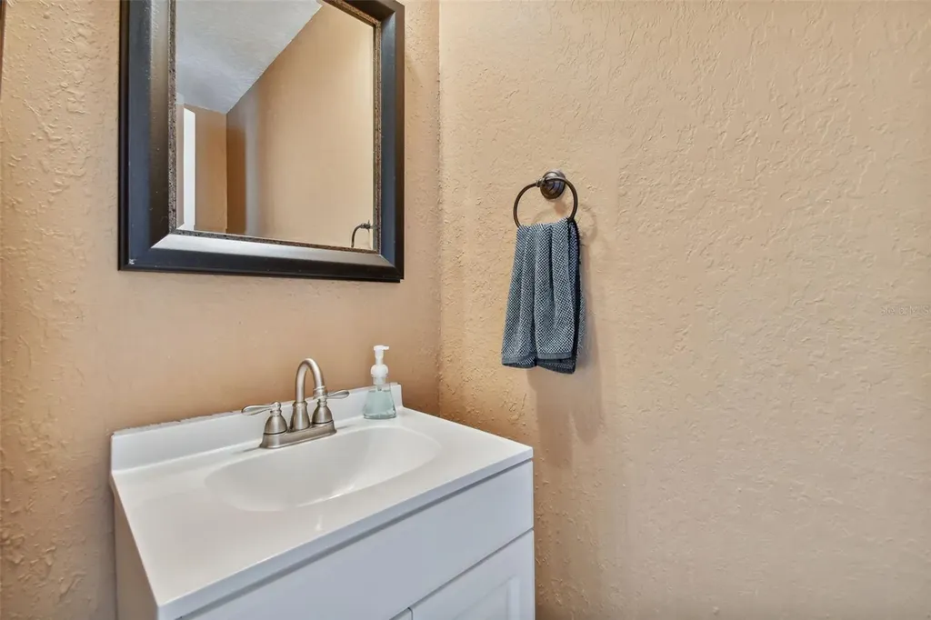 5854 Red Cedar Lane Tampa FL 33625