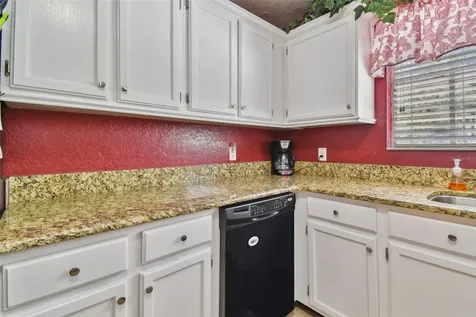 5854 Red Cedar Lane Tampa FL 33625